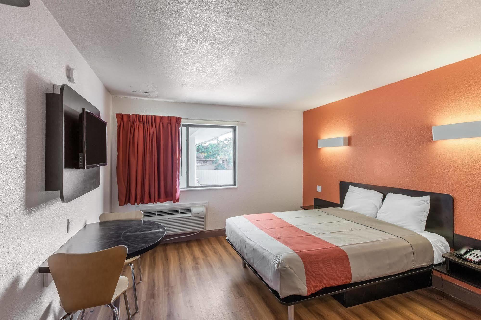 Motel 6-Dallas, Tx - South Exterior foto